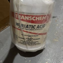 Brand new Sunbelt Chemicals 1 Gallon Muriatic Acid. 
