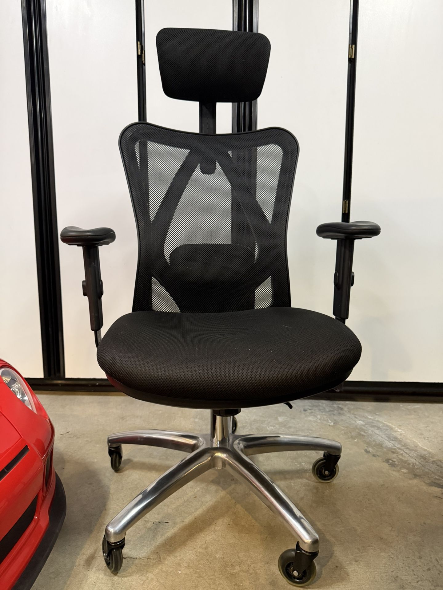 Duramont Ergonomic Office Chair, Adjustable Desk Chair, High Back Chairs with Breathable Mesh