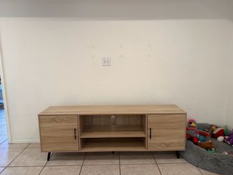 Tv console