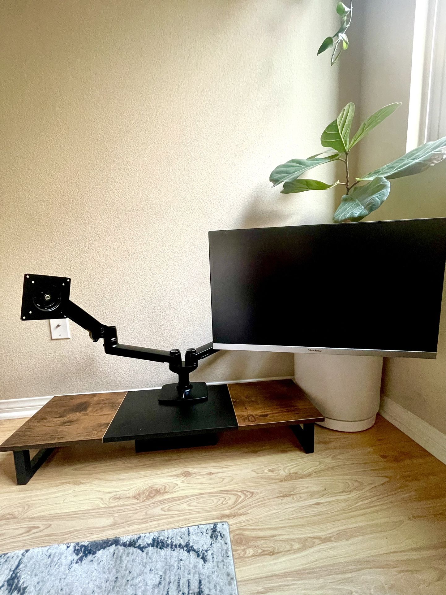 ViewSonic VX2776-SMHD Dual Monitor Setup