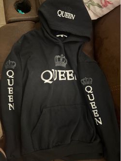 Women queen sweater size large