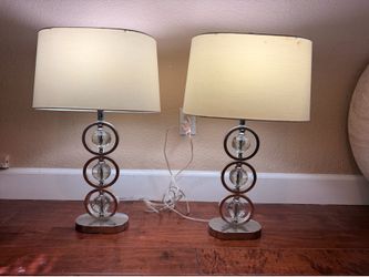 2 Table lamps