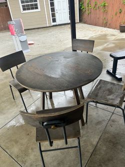 Kitchen table