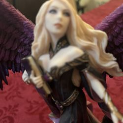 Dark messenger, angel figurine