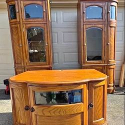 Oak Entertainment/Display Center 