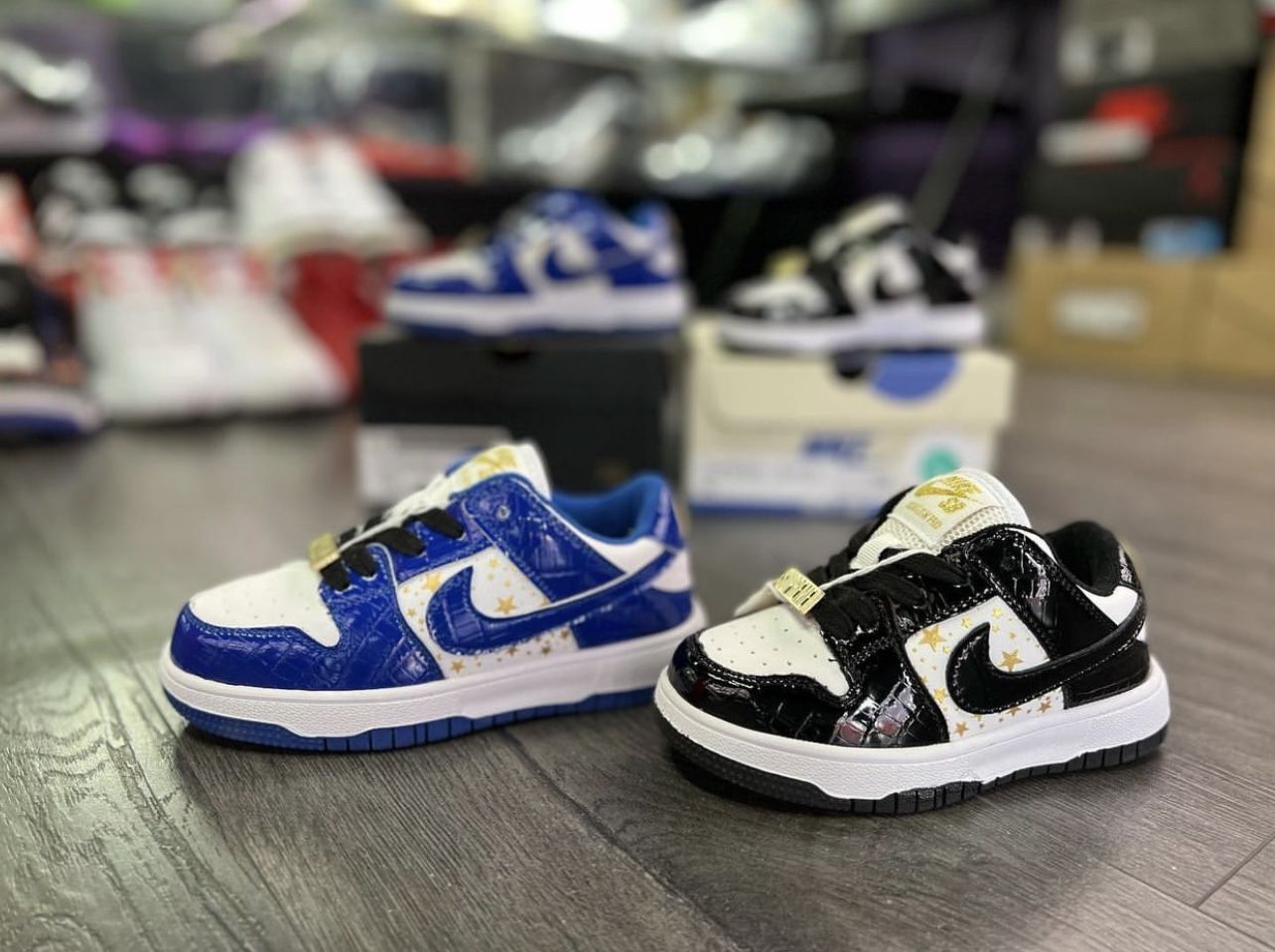 Supreme x Nike SB (Blue/Black)