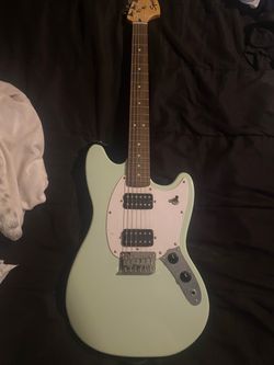 Squier Mustang Electric Guitar