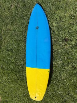 5’8 Single fin Surfboard