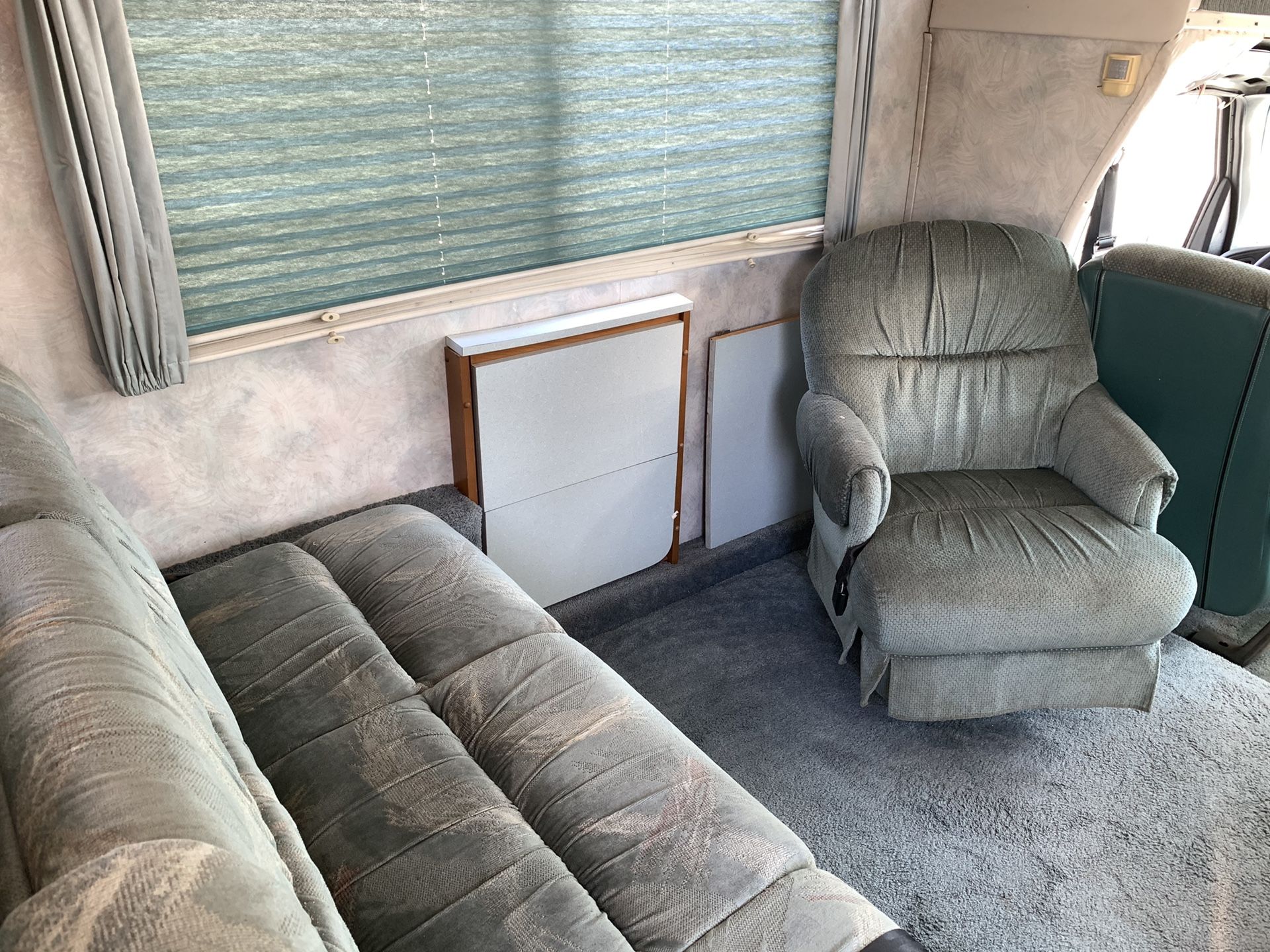 1995 Coachman Santara 29FT roof air awning only 20,000 original miles