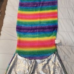 Ombre Mermaid Tail Blanket