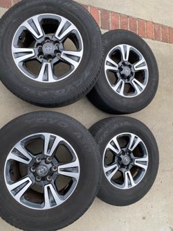 Toyota Tacoma / 4Runner factory 17” Wheels & Tires 265/65R17