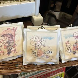 Cute Vintage HOMCO Wall Art