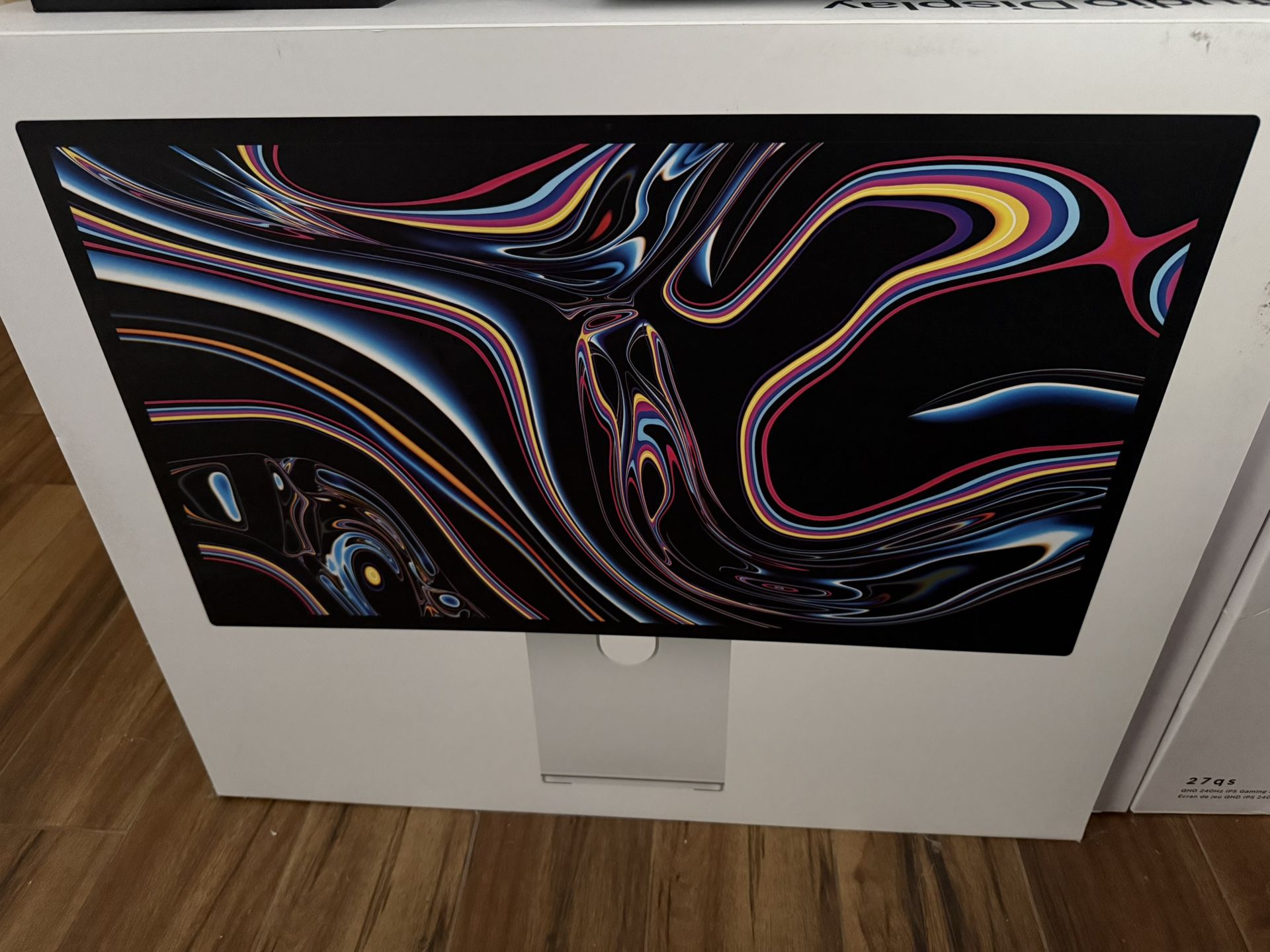Apple Studio Display With Tilt And Height Adjustable Stand And Dust Cover