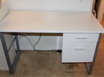 White Desk and Chair set