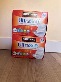 Ultra Soft PREMIUM FABRIC SOFTENER SHEETS 4 in 1 Static Freshens 250 count 6.4 in x 9 in (16 cm x 22 cm) FRESH SCENT