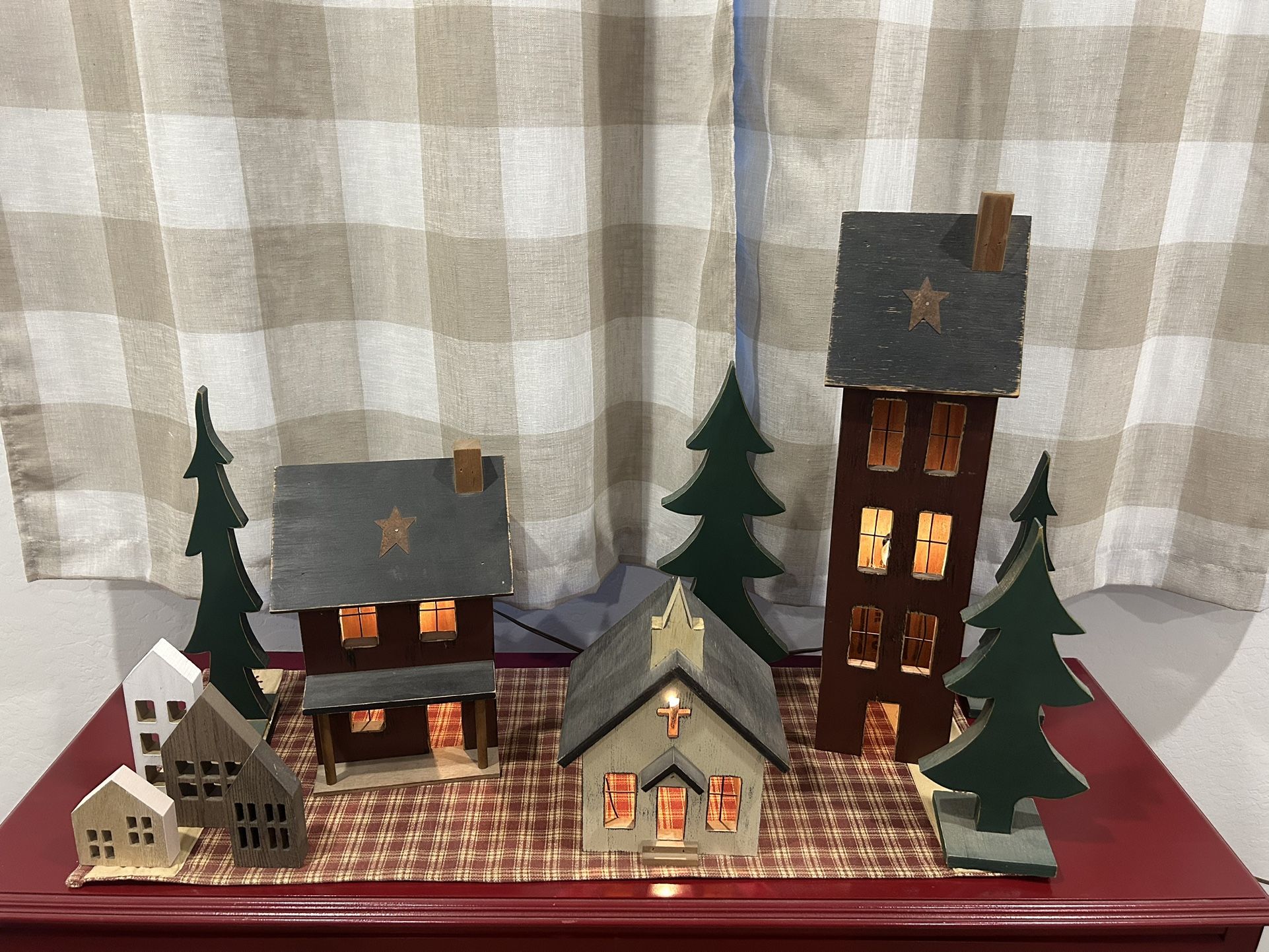 Primitive Wooden Salt Box House Collection