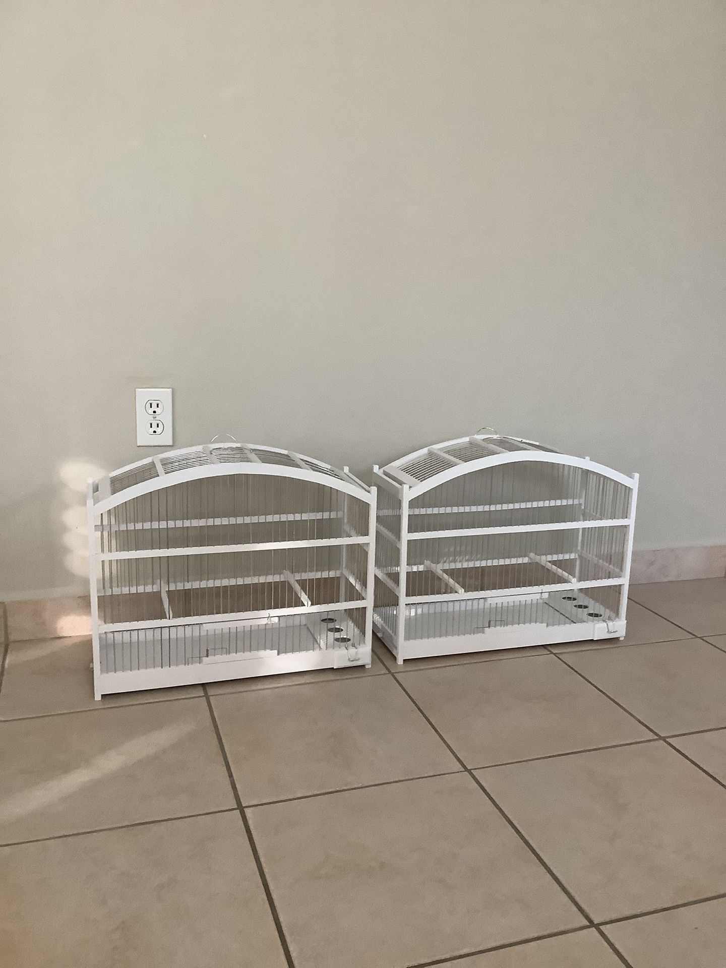 * NUEVAS * NEW * JAULAS GRANGE DE PVC * PARA CANARIOS , TOMEGUINES , NEGRITOS , FINCHES Y OTROS . * NUEVAS * NEW *