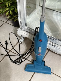 ♥️BISSELL FeatherWeight Lightweight Stick Vacuum♥️PLS READ DESCRIPTION♥️