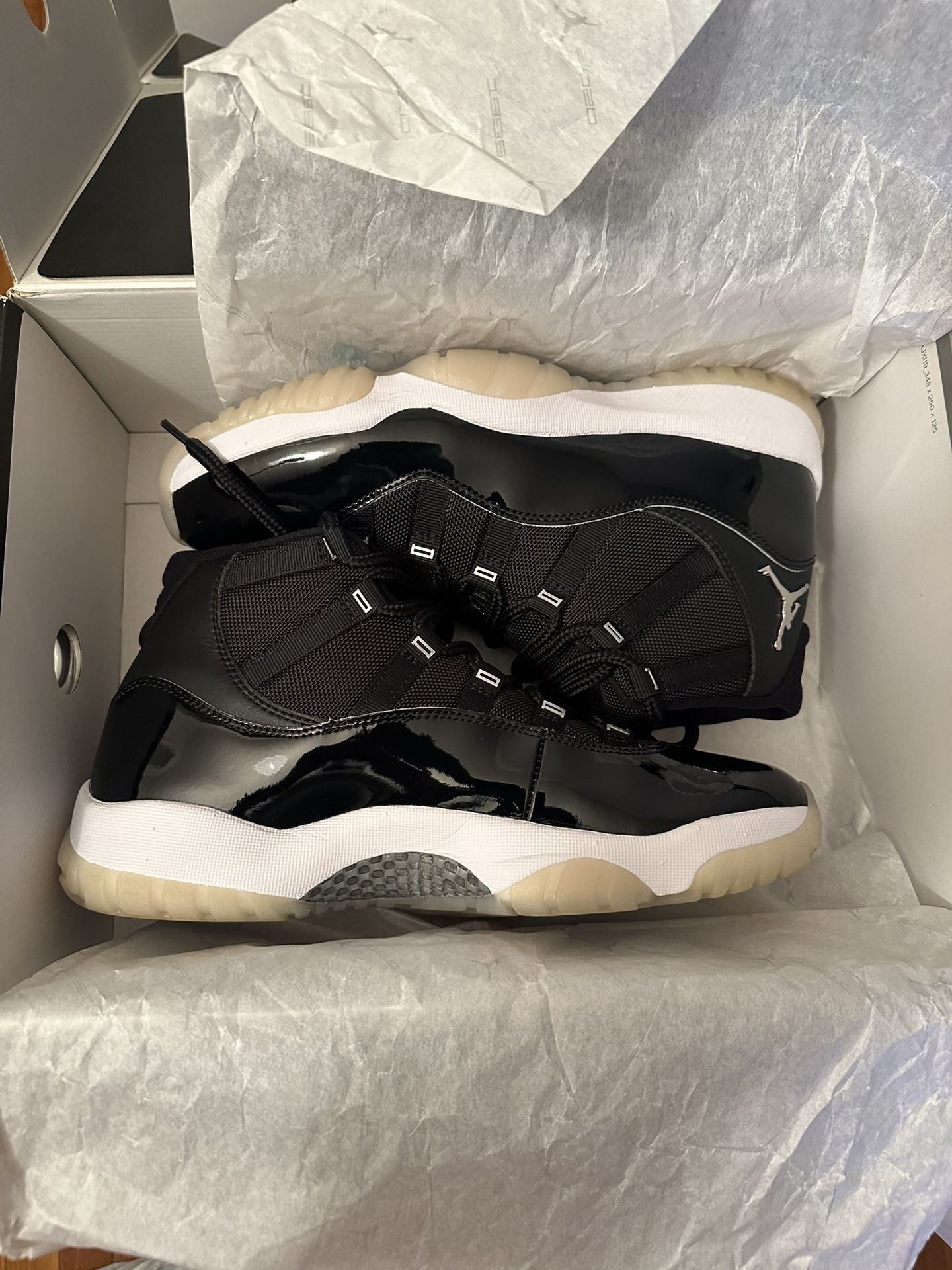 Nike Air Jordan 11 Jubilee Sz 10 Like New Condition!