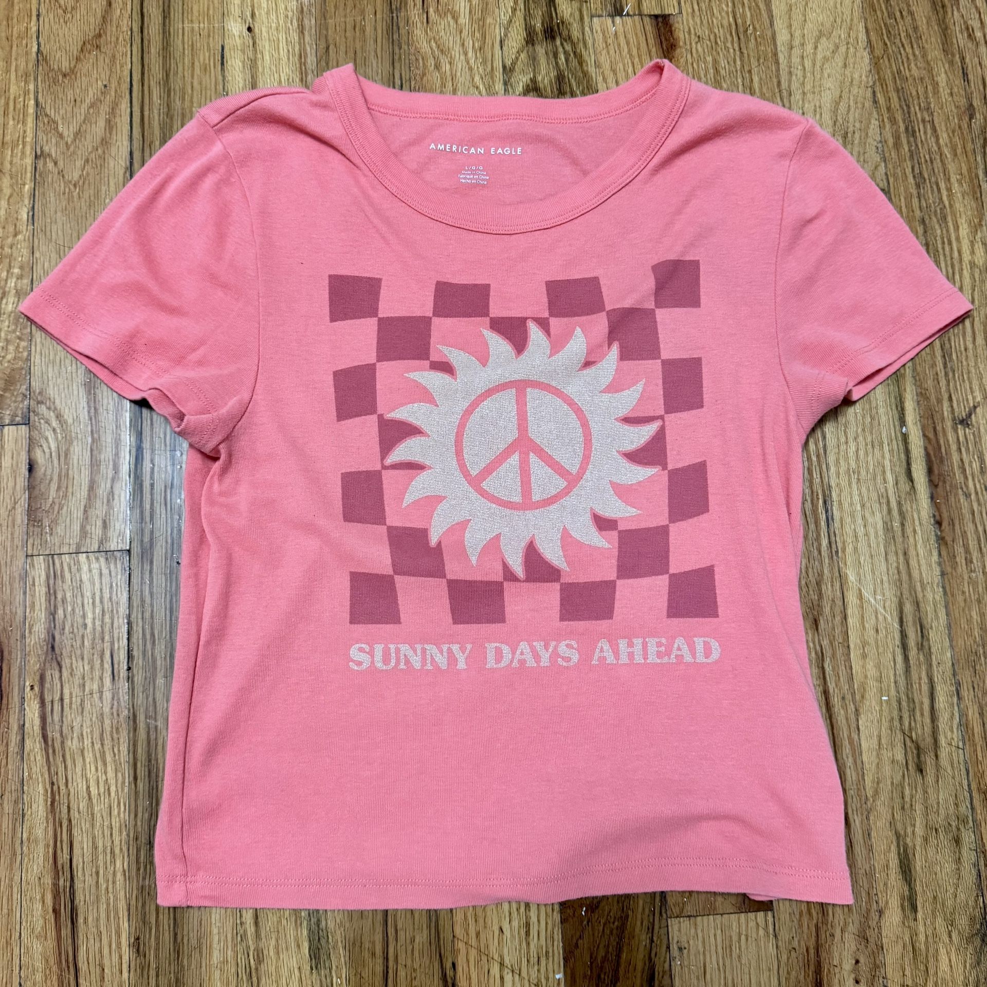 American Eagle Graphic T-Shirt - Pink, Sun & Peace Design, Size L/G