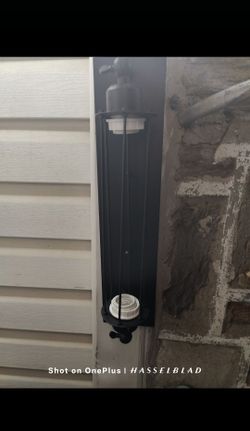 Indoor mounted lamps
