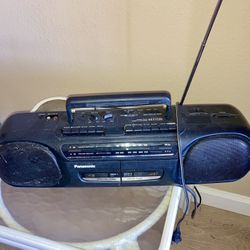 Old School Boombox Boom Box Radio AM FM Cassette 