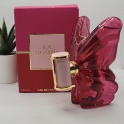 Carolina Herrera 

La Bomba Eau de Parfum

2.7 fl