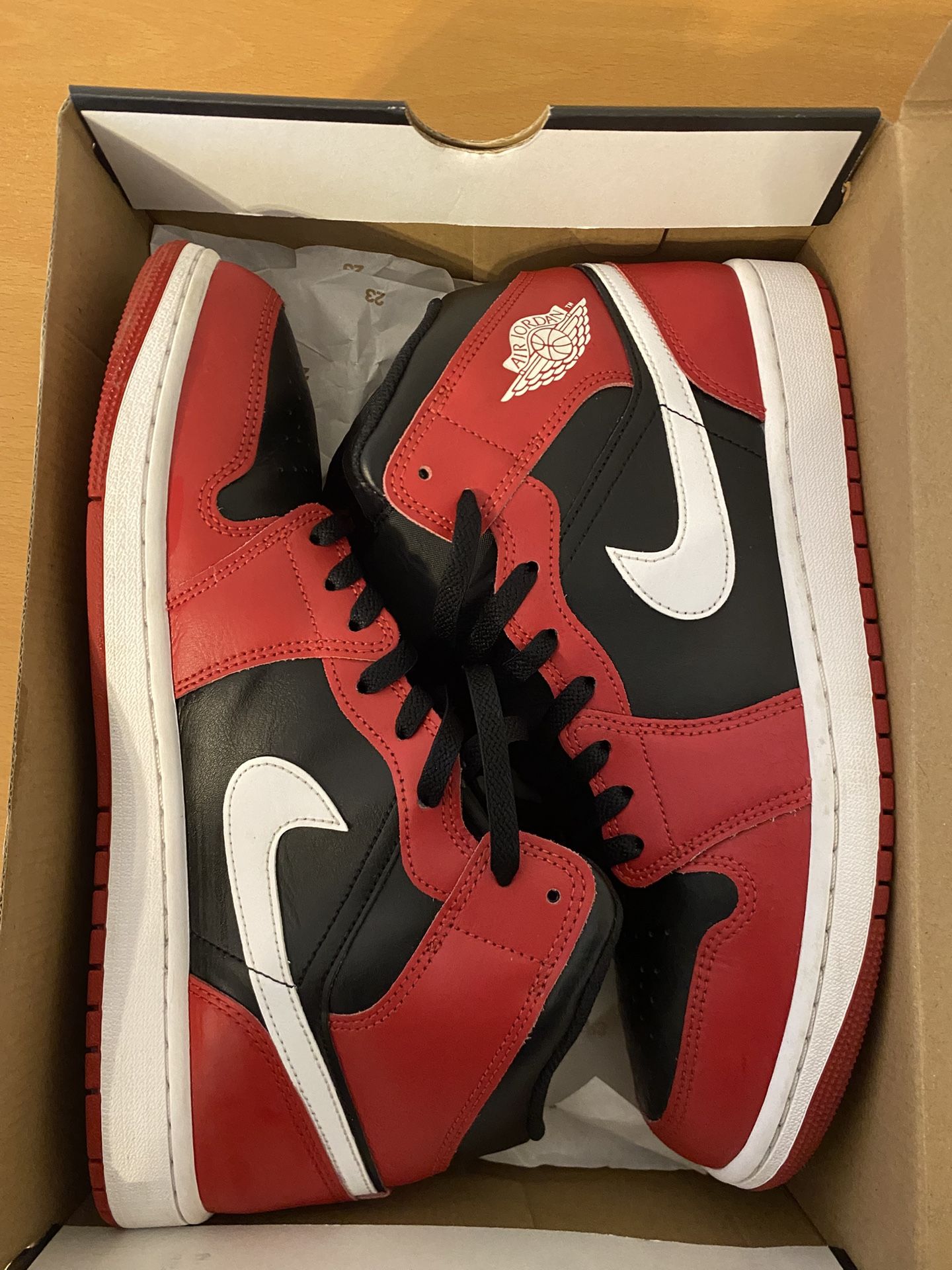 Jordan 1 Midlows