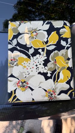 Vera Bradley Floral iPad Tablet Folio Case Navy Yellow White Flowers Soft Cover