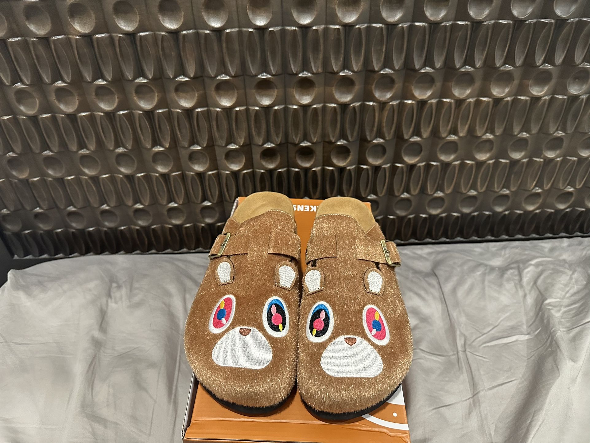 KANYE WEST BIRKENSTOCKS