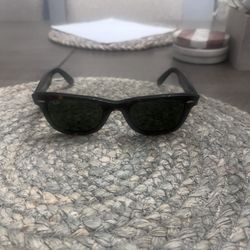 RayBan Wayfarer Sunglasses