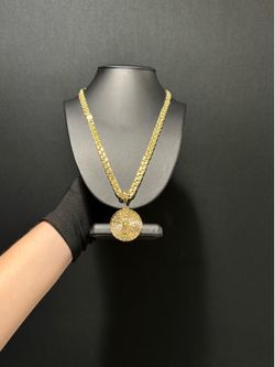 14K Gold filled chino link chain with a Virgin Mary Pendant