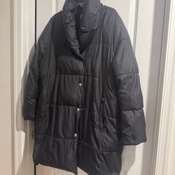 Women’s LOFT Black Puffer Coat Size L