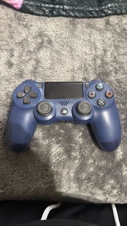 PS4 controller