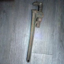 Craftsman Pipe Wrench 18in Good Shape $10