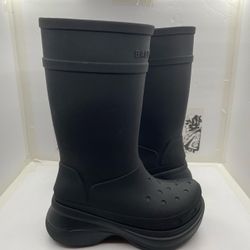 Balenciaga Crocs Boots size 41, used good like new