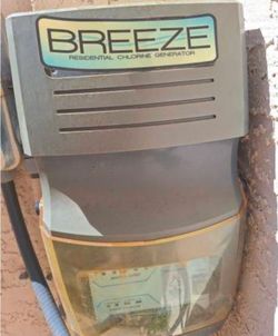 SGS Breeze 540 Salt PoolChlorinator with 2 salt cells