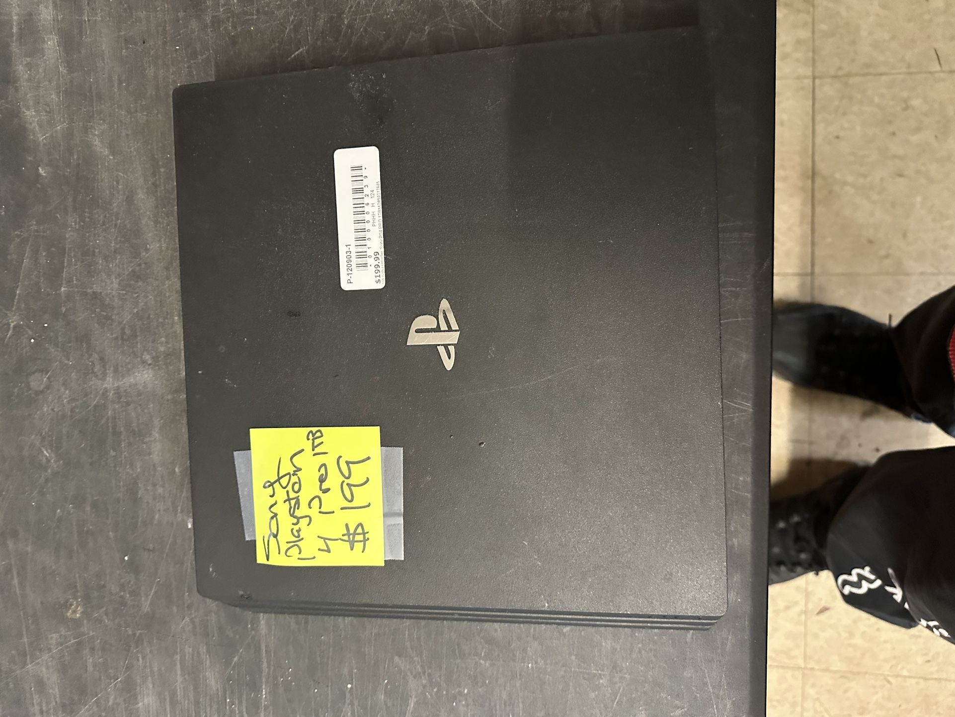 Sony PS4 Pro 1tb