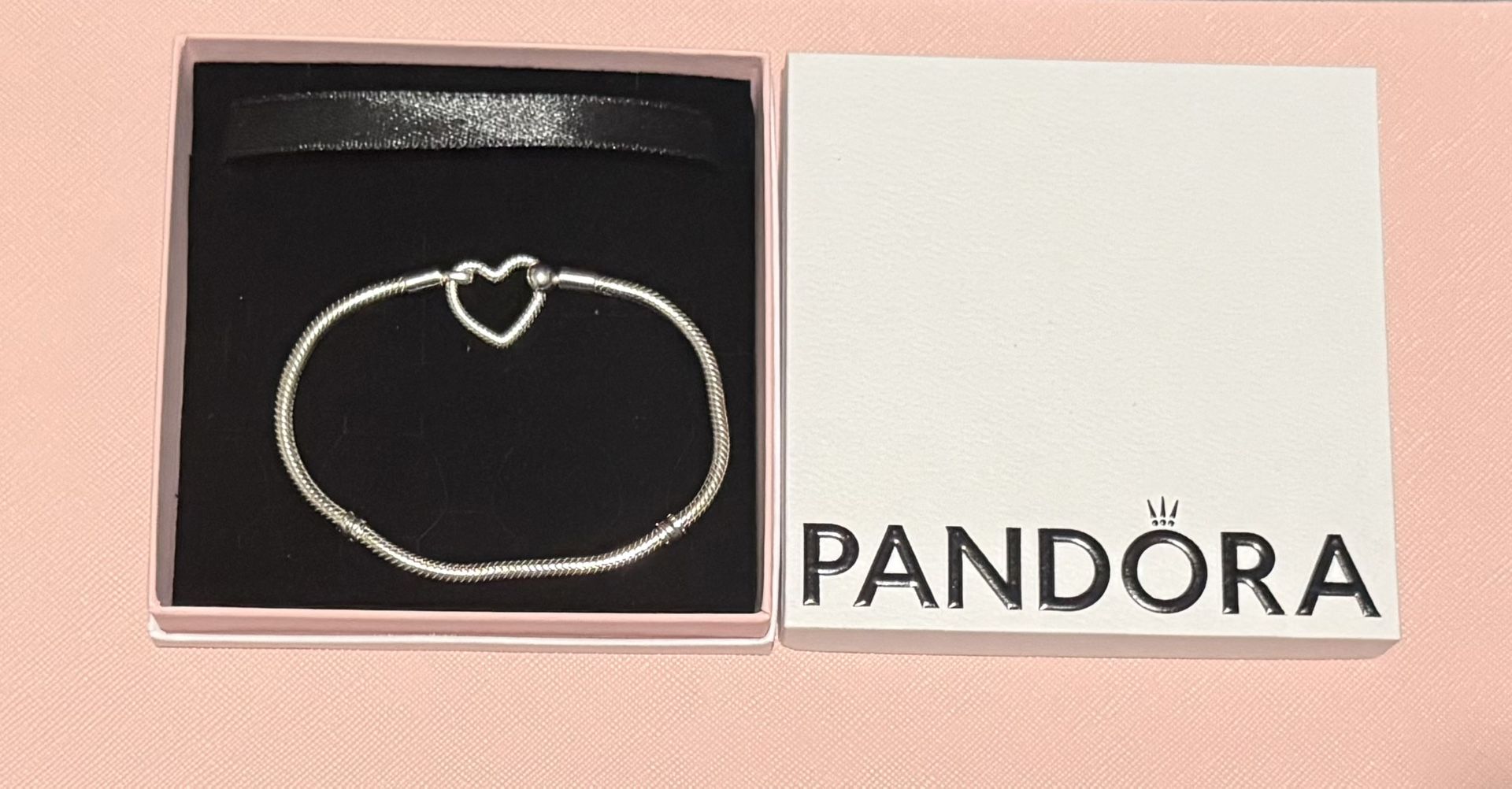 New Pandora Moments Heart Closure Snake Chain Bracelet