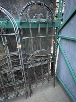 6 1/2’ Steel Trellises