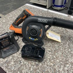 RIDGID 18V Lithium-Ion Cordless Compact Jobsite Blower With Battery And Charger 