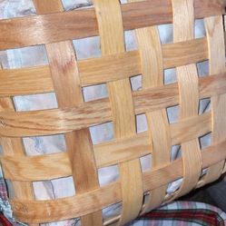 New Bread Basket 4 Dollars Each