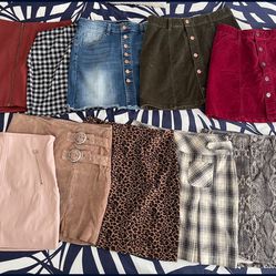 10 Cute Mini Skirts In Nearly New Shape - Size S/M - $10 For All!