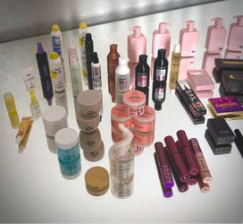 Mini Verse Ulta- designer makeup & products/ Play