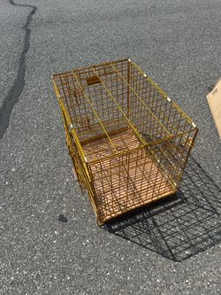 24” gold dog crate