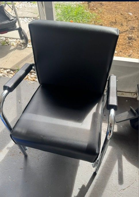 Health & Beauty - Hair care Chair