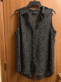 Lane Bryant Black and White Polka Dot Sleeveless Button-Front Blouse