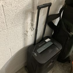 Big Size Electric Shereded Machine For $20