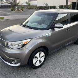 2015 KIA Soul EV