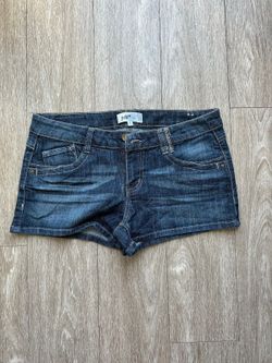 Jolt Women's low rise dark wash denim shorts
